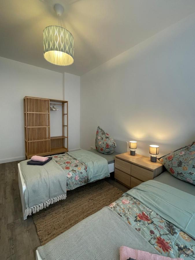 Boutique Hotel Pension Luisengruen Kueche 1Gbs Wlan Netflix Disney Magentatv Chemnitz Exterior photo